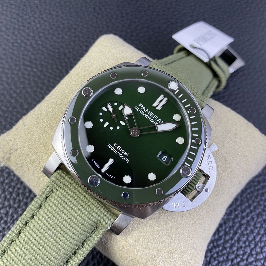 CBD Factory Panerai Submersible QuarantaQuattro 44mm Gradient Green Dial (PAM01287) 1:1 Super Clone – DDP.900 Movement WaterResistant 390